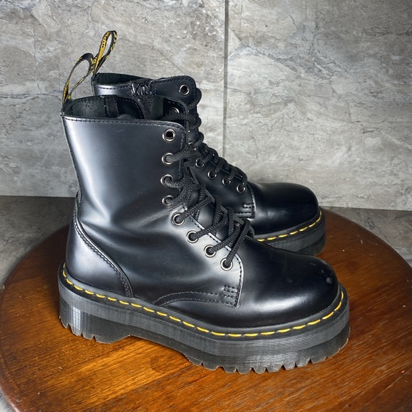 Dr. Martens Jadon Womens Size 5 Black Platform Boots - Picture 3 of 7